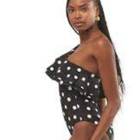 WeWoreWhat polka dot one shoulder black white one piece swimsuit size S - Picture 2 of 5